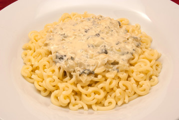 Pasta mit Blauschimmelkäse-Sauce