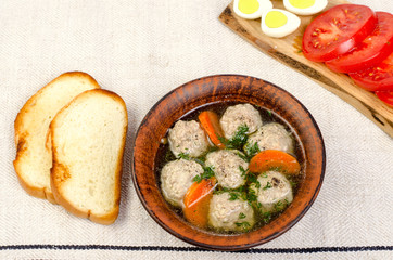 Easy diet soup with white round meat meatballs.