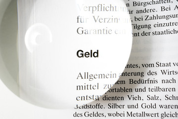 Lupe und Geld