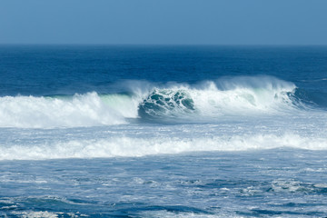 Waves crashing at the beach