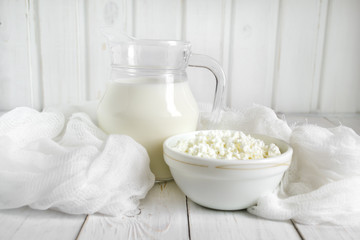 Fresh milk and cottage cheese
