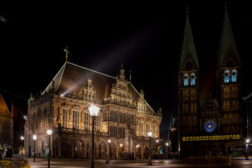 Fototapeta na wymiar Rathaus Bremen und Dom