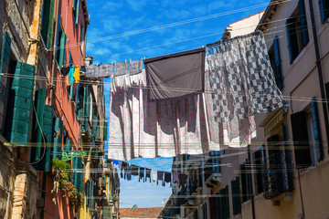 alley in Venice with clotheslines