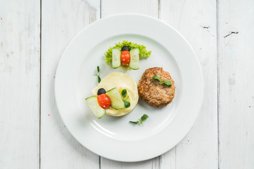 mashed potato with cutlet