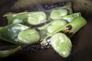  焼きそら豆