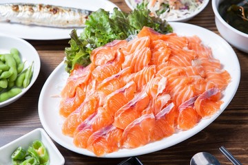 sliced raw salmon
