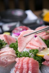 sliced raw tuna