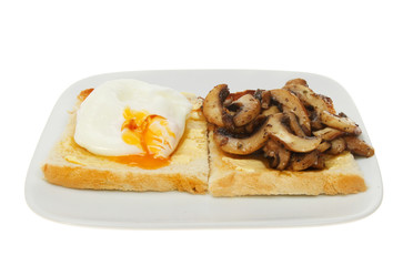 Poached egg and mushrooms