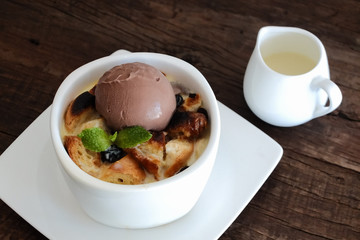 freshly baked croissants pudding with chocolate icecream