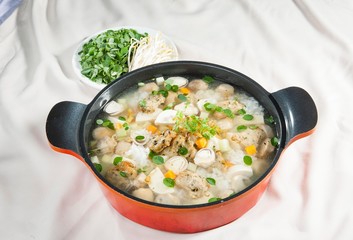 Mushroom soup with pork