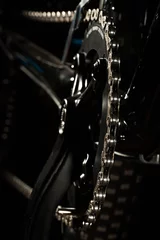 Photo sur Plexiglas Vélo  mountain bicycle crankset on dark background