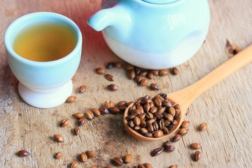 Fototapeta na wymiar barley tea with seed