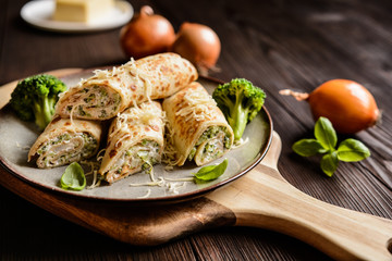 Broccoli pancakes with sour cream, cheese and onion - obrazy, fototapety, plakaty