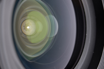 Iris diaphragm with colour flares