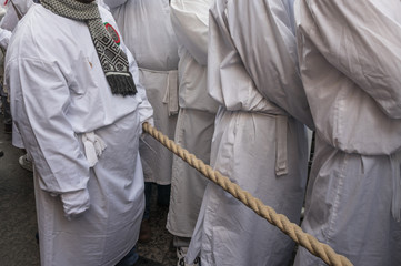 Devoti col sacco alla festa di Sant'Agata