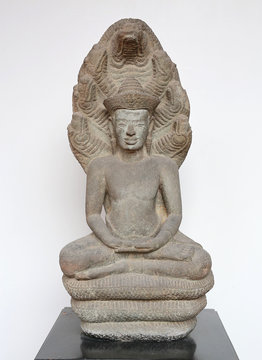 Ancient buddha statue at National Museum Bangkok, The broken Buddha statues