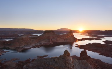 Alstrom Point - The best overlook on Lake Powell