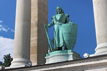 Sculpture of king Charles Robert (Kiss Gyorgy, 1905) in Budapest, Hungary. As part of Millennium Monument on the Heroes Square. Charles I was King of Hungary and Croatia from 1308 to his death. - obrazy, fototapety, plakaty