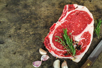 Slide rib eye beef preparation for cooking