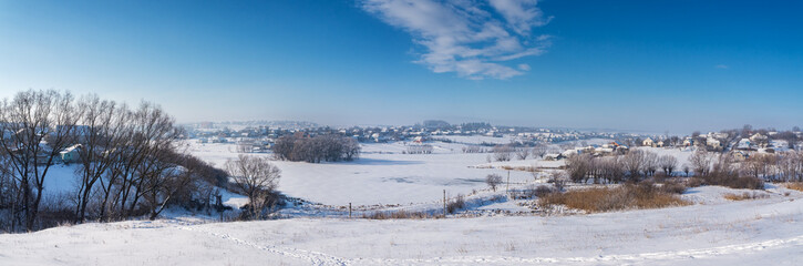 Photo Winter lake near the city