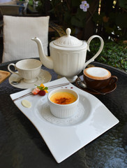 Tea times with caramel vanilla souffle