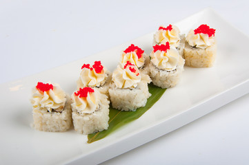 sushi roll with cream cheese, tuna, red caviar