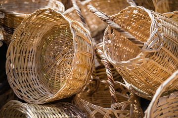Obraz premium Close up of handmade wicker baskets made with natural materials.