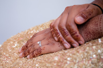 henna hands
