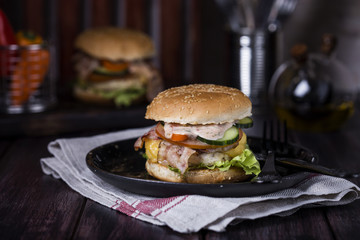 homemade chikenburgers with fresh vegetables