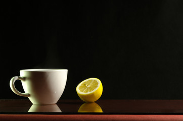 water with lemon