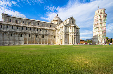 Leaning tower and Pisa cathedral, Pisa, Italy