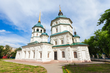 Fototapeta na wymiar Holy Trinity Church, Irkutsk