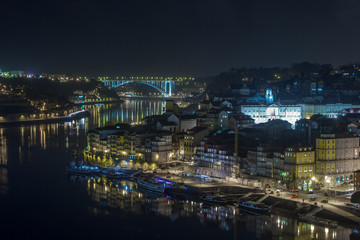 Fototapeta na wymiar night cityscape view city of Porto and Douro river in Portugal