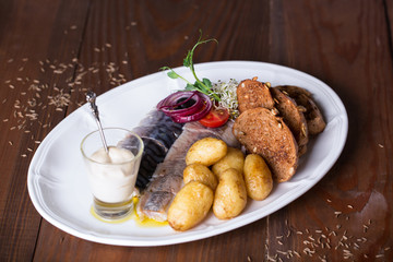 Snack plate