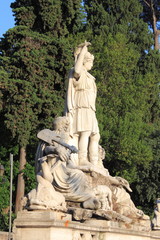 Obraz premium Statue portraying Rome between Tevere and Aniene in Rome, Italy