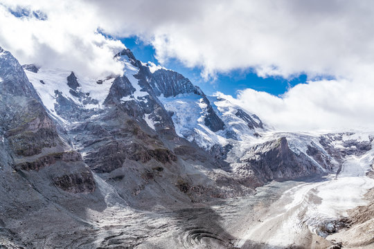 3798 Meter hoher Gro&szlig;glockner mit Pasterze-Gletscher