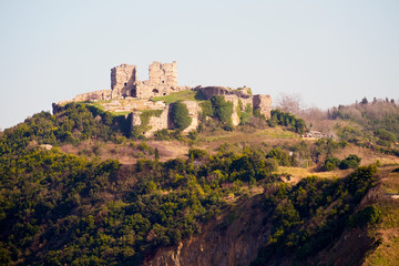 Obraz premium Yoros Castle, Bosphorus Anatolian Side, Anadolu Kavagi, Istanbul Turkey.