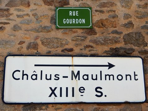 CREUSE, Limousin, Rue Richard C&oelig;ur de Lion, Chalus-3119