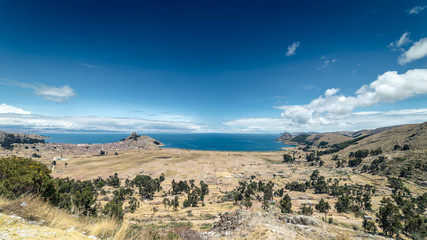 Fototapeta na wymiar Titicaca lake, Isla del Sol, Bolivia