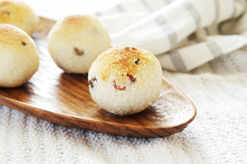 homemade healthy raw energy sweet balls - indian vegetarian desserts.