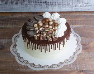 chocolate color drip cream cheese cake with cookies