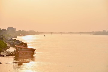 Fototapeta premium Beautiful Sunset over the Mekong River in Nong Khai, Thailand