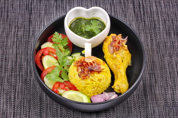 Muslim yellow jasmine rice with chicken,Halal food