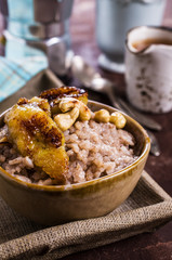 Rice porridge with banana
