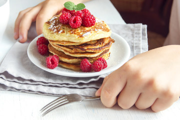 pancakes with berries