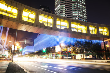 Fototapeta premium traffic on road and modern buildings