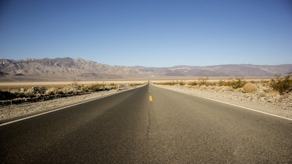 Fototapeta na wymiar Desert road USA