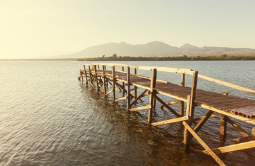 Obraz premium Boardwalk on the beach