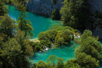 Fototapeta na wymiar Serene view of Plitvice lake national park