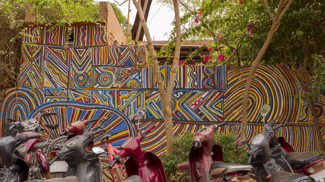 Murales nella città africana di Ouagadougou
